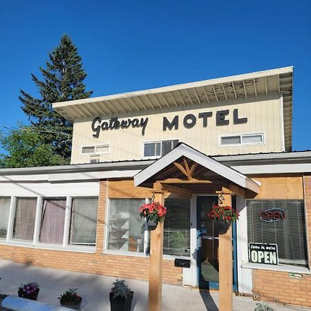 Gateway Motel Гананок Екстериор снимка