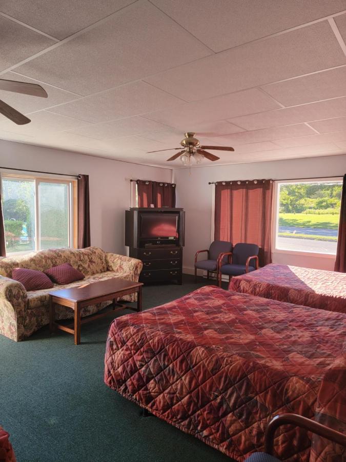 Gateway Motel Гананок Екстериор снимка
