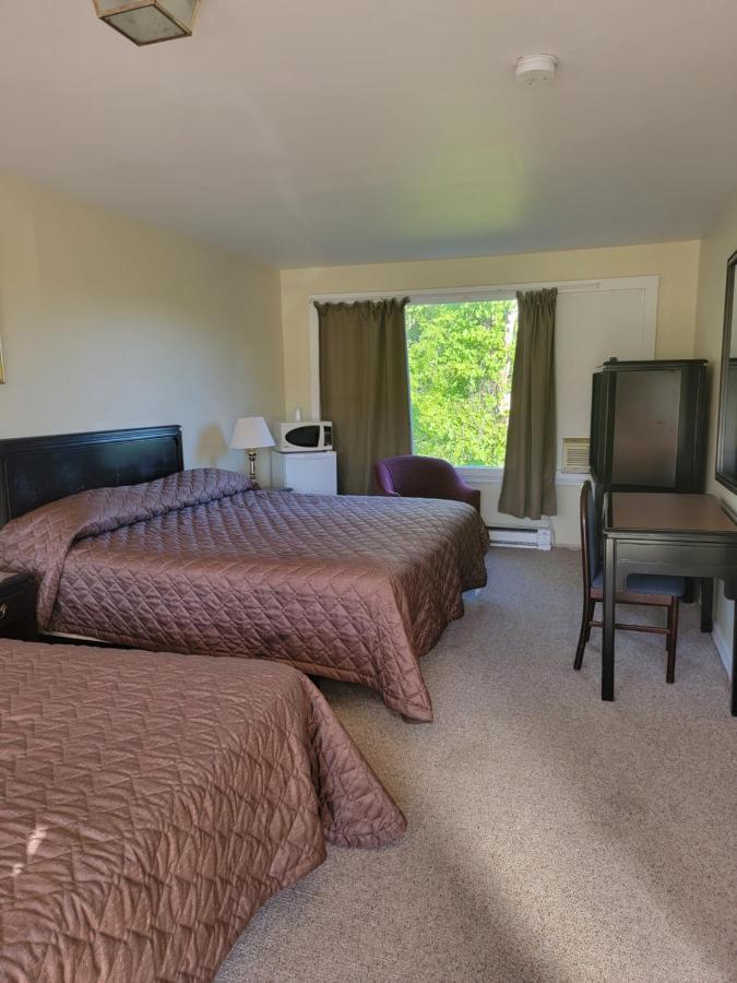Gateway Motel Гананок Екстериор снимка