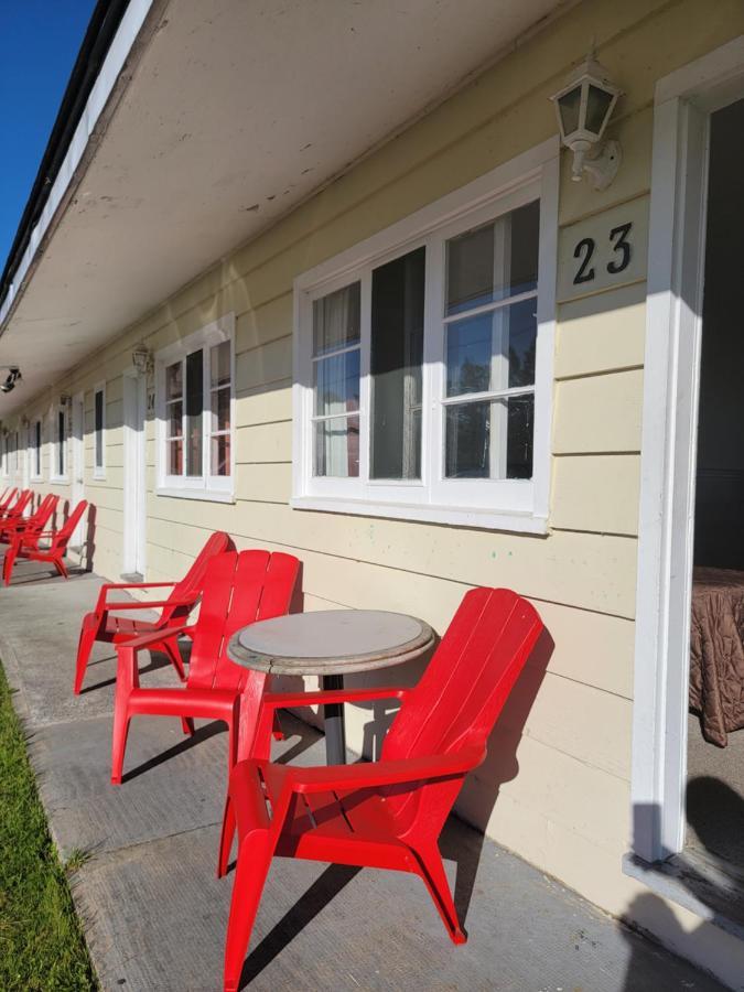 Gateway Motel Гананок Екстериор снимка